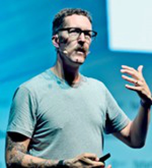 Gelecek, beklemekle gelmez