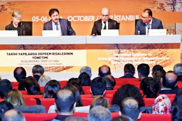 Tarihi yapılara deprem önlemi