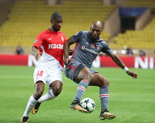 Gelirde de rekora koşuyor