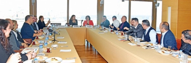 Çocuklarımızın sevinci ‘patlamasın’