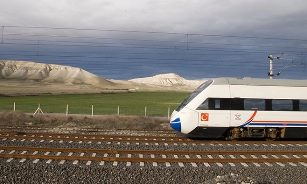 2018’de kamuda yatırımın öncüsü TCDD olacak