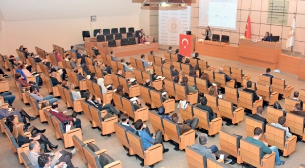 E-ticarette başarının sırrını panelde anlattılar