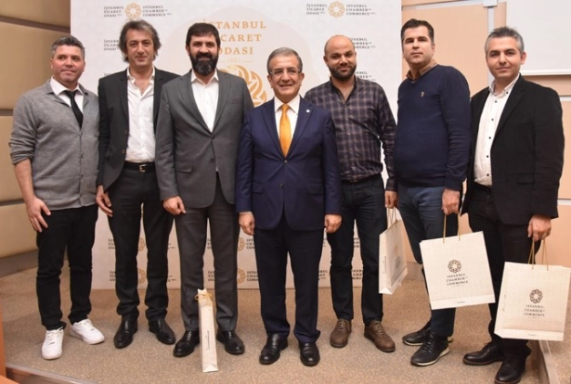 E-ticarette başarının sırrını panelde anlattılar