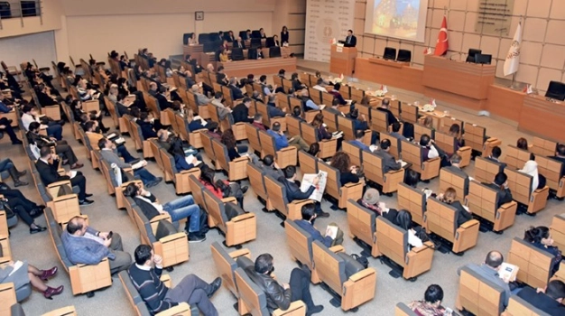 Önce üye, önce proje