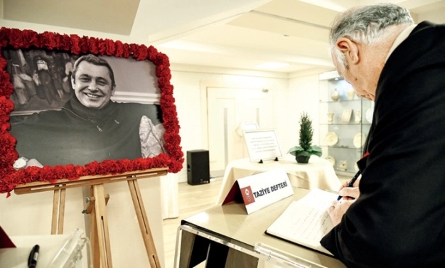 Çağlar, yılın son meclis toplantısında anıldı