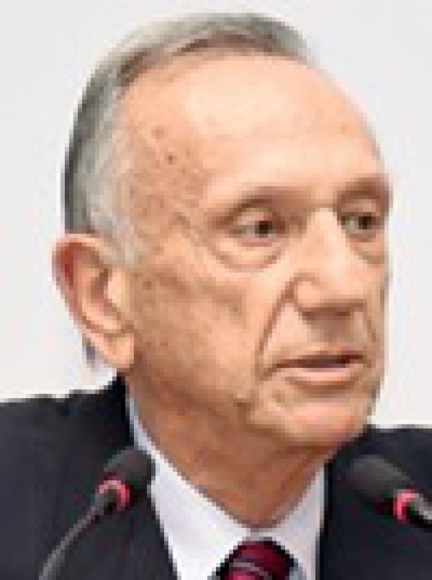 Çağlar, yılın son meclis toplantısında anıldı