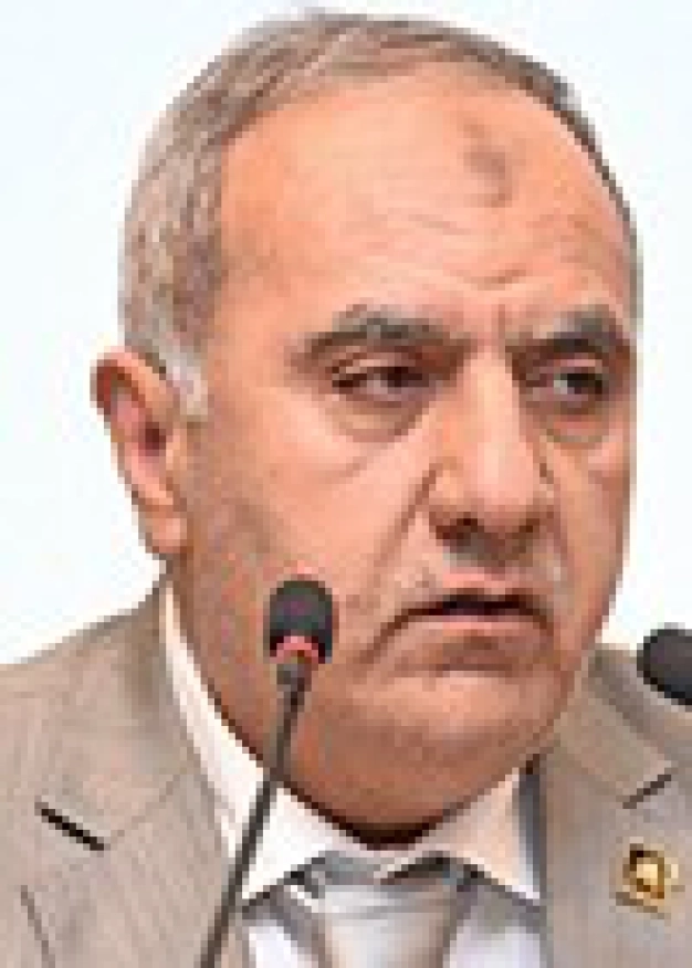 Hizmet bayrağını ileriye taşıyacağız