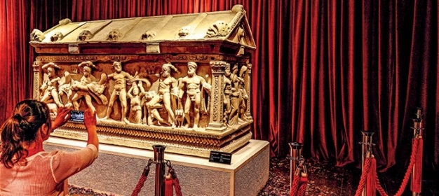 56 eser yurda dönmek için gün sayıyor