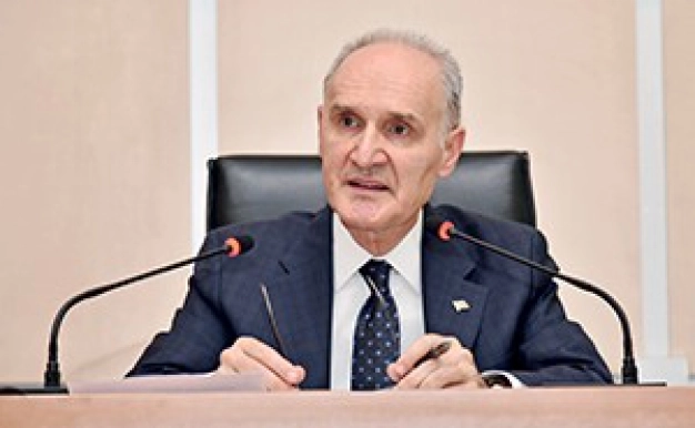 100 yılın öyküsü