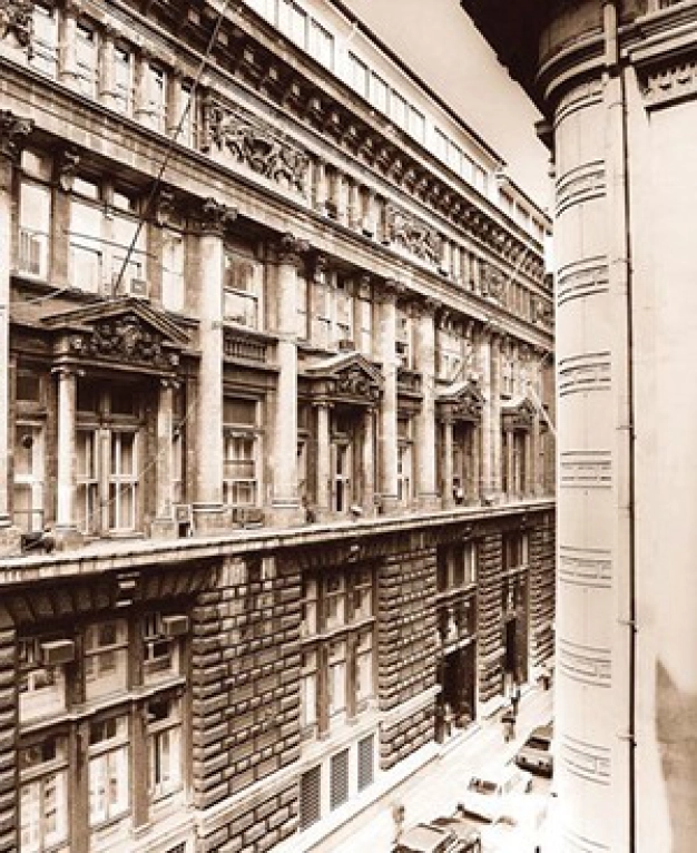 100 yılın öyküsü