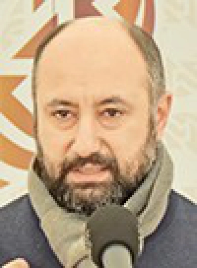 Bayrağı hep birlikte daha ileri taşıyacağız