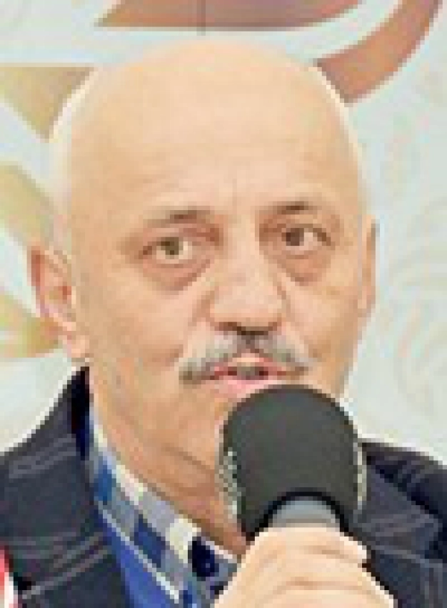 Bayrağı hep birlikte daha ileri taşıyacağız