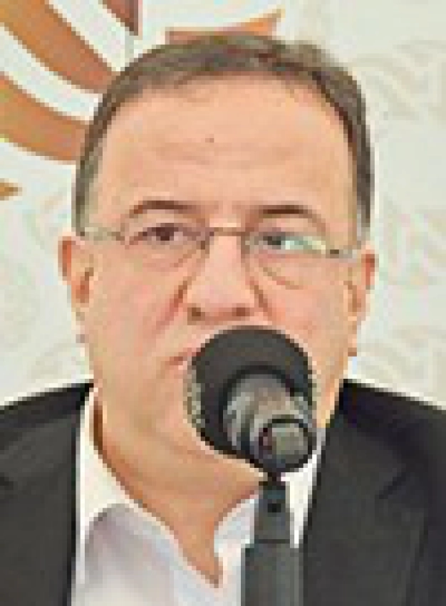 Bayrağı hep birlikte daha ileri taşıyacağız