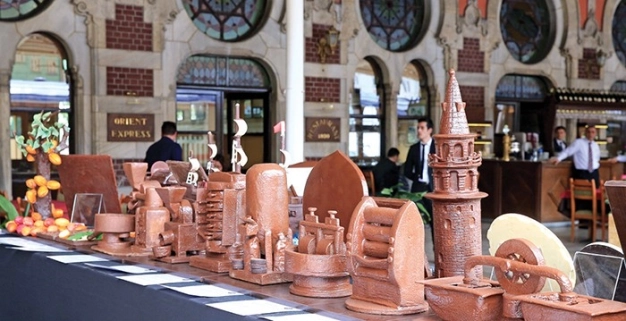 Tarihi garda çikolata festivali