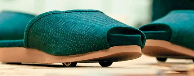 Kendi kendini ‘park eden’ ev terliği