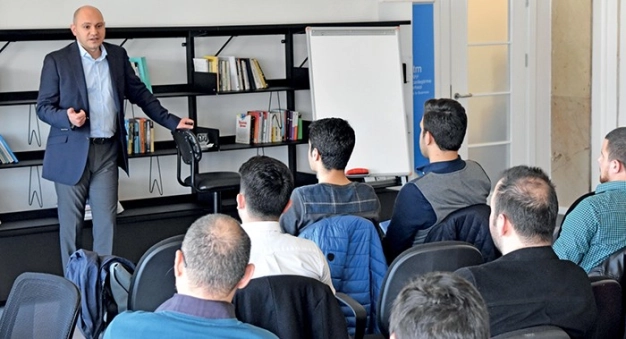 İkinci olmak bazen birinciden önde olmaktır