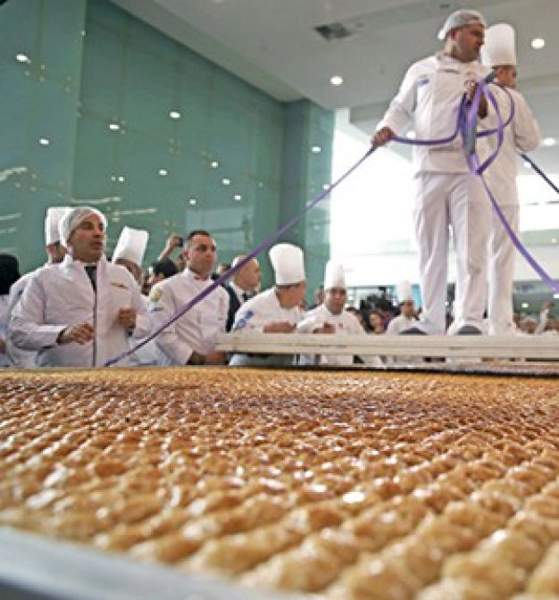 ‘Dünyanın en büyük baklavası’ ödülü Türkiye’nin