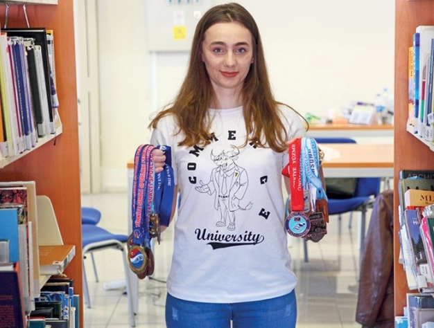 Şimdi madalyalara abone oldu