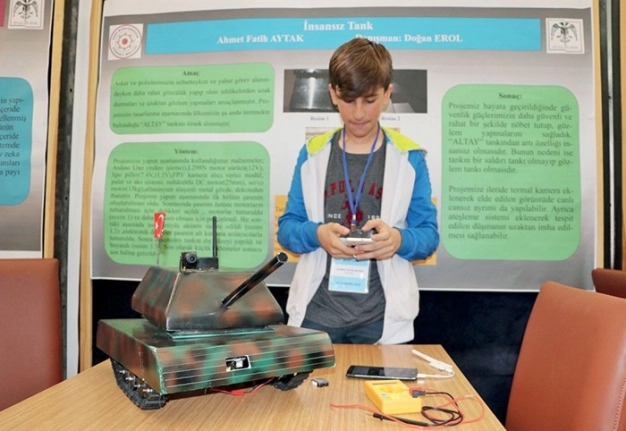 Ortaokul öğrencisinden ‘insansız tank’