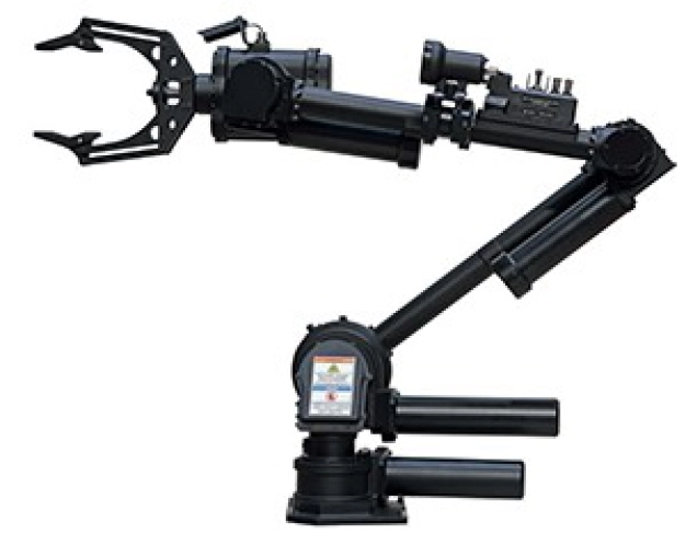 Askeri uygulamalarda dünya ile yarışıyor