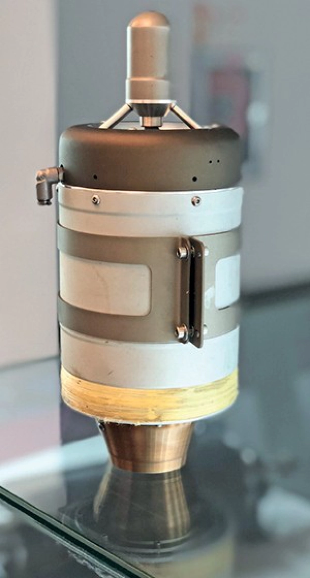 Denizaltında süper güçlere fark attılar