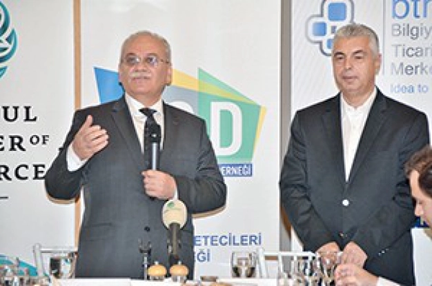 Gazeteciler ekonomi basınının tarihini yazdı