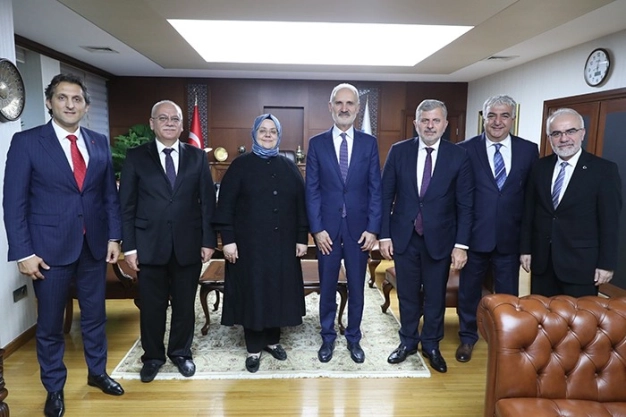 İTO’dan kabineye ziyaret