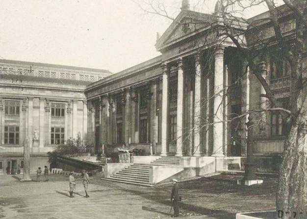 Nadir bir kütüphane öyküsü