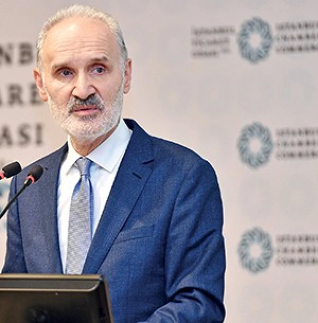 Kuklaya değil kuklacıya bakın