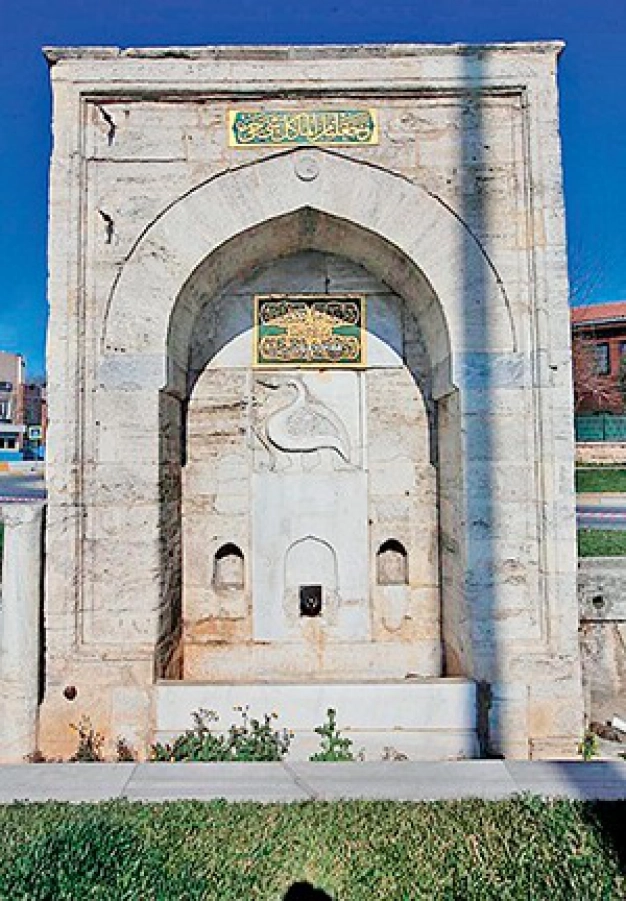 İki ucu iki çeşme