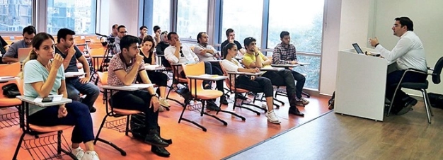 KOBİ’lere hızlı e-ihracat eğitimi