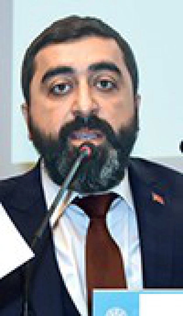 Daha çok üretip ihracata odaklanalım