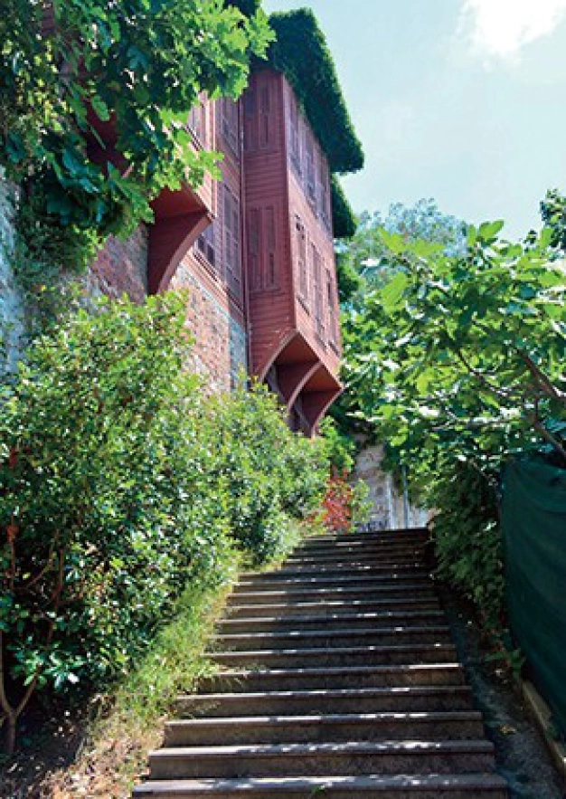 Salacak’ta nadide bir yalı