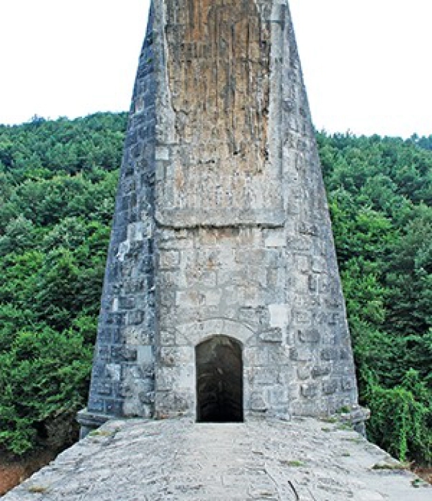 Kemerlerin Süleymaniyesi: Mağlova