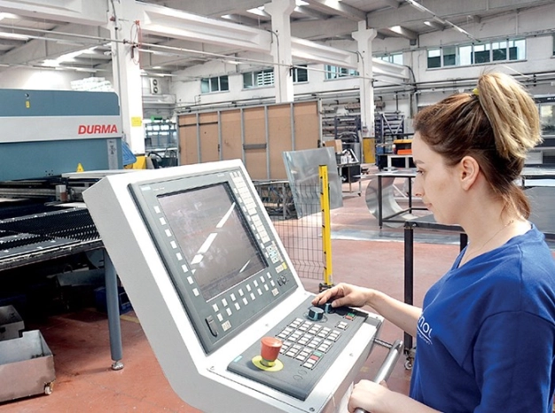 Firmaları dövize karşı koruma çemberine aldı