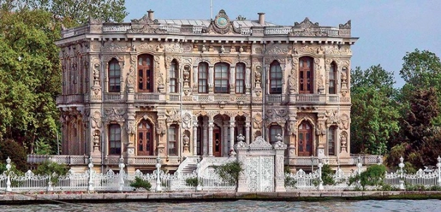 Boğaziçi’nin incisi KÜÇÜKSU KASRI