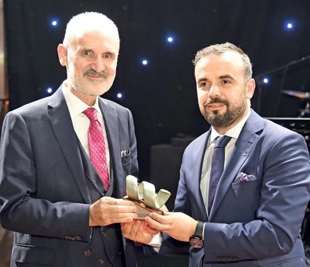 Yatırım ve ihracata odaklanalım