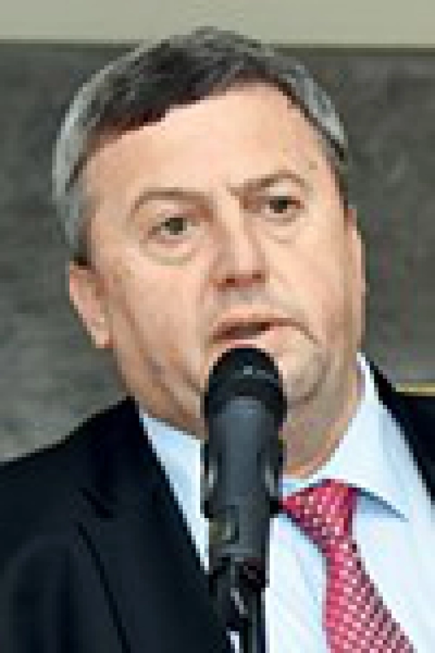 Plastik poşete ücret uygulamaya giriyor