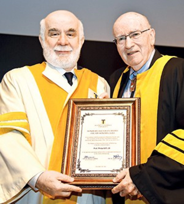 Üniversitemizden Kotler’a fahri doktora