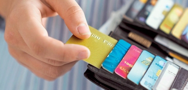 Milli paralarla ticarette ilk adım: D-8 kartı ile ödeme