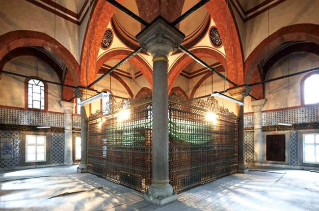 Ragıp Paşa Kütüphanesi