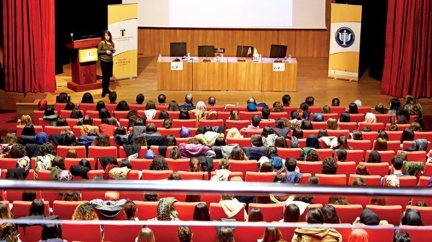 Psikoloji eğitimini yaşayarak alıyorlar