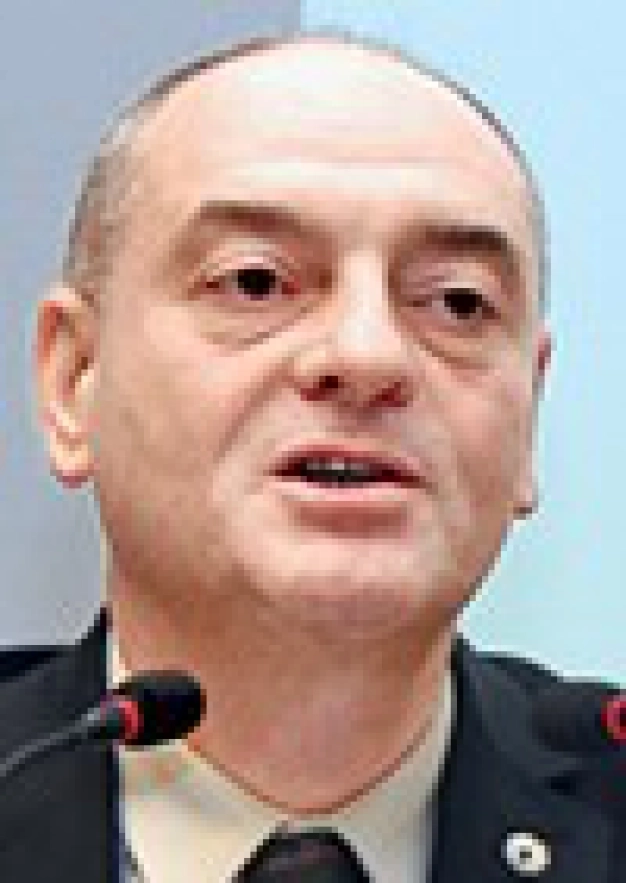 Sürücü kursunda kota geri geliyor