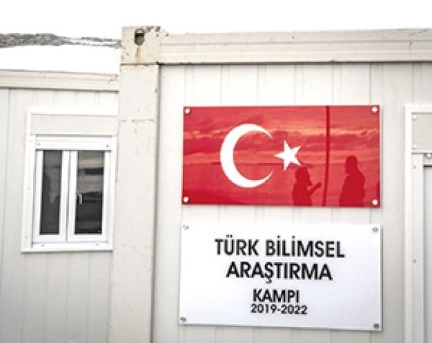 Türk bilim bayrağı Antarktika’da