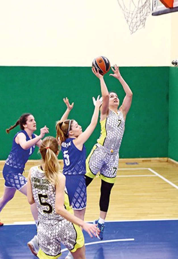 TİCARET Üniversitesi 2. şampiyonluğa koşuyor