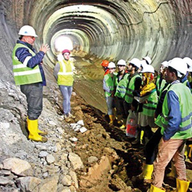 Cazibesini hiç kaybetmeyen meslek: İnşaat mühendisliği