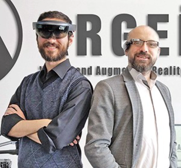 Dünyanın ilk otonom dronunu geliştirdi