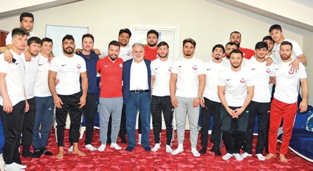 Pendik’te doğan güreş efsanesi