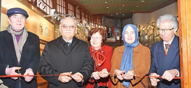 ‘Çini’de Sır’ Hünkar Kasrı’nda