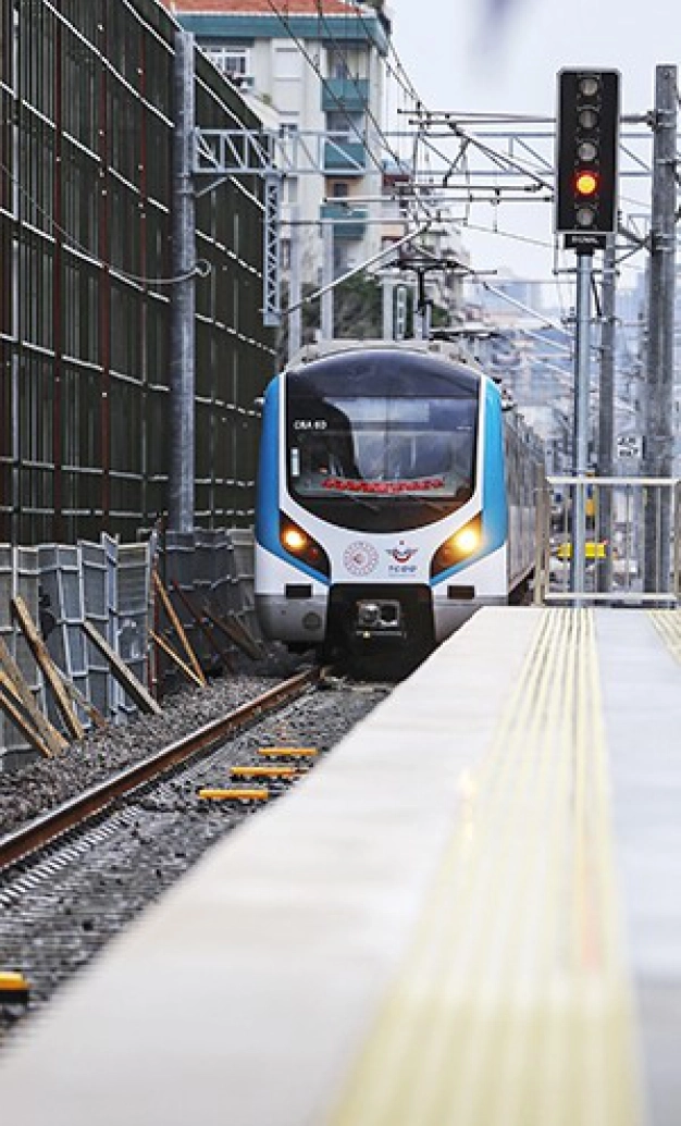 Raylı sistem sanayine özel komite